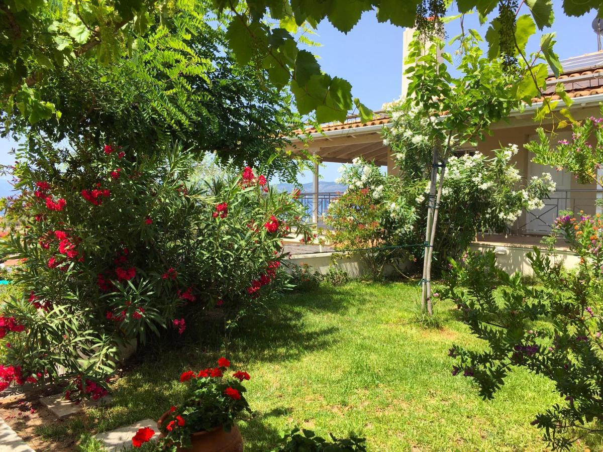Corinthian Sun - Vacation Home מראה חיצוני תמונה
