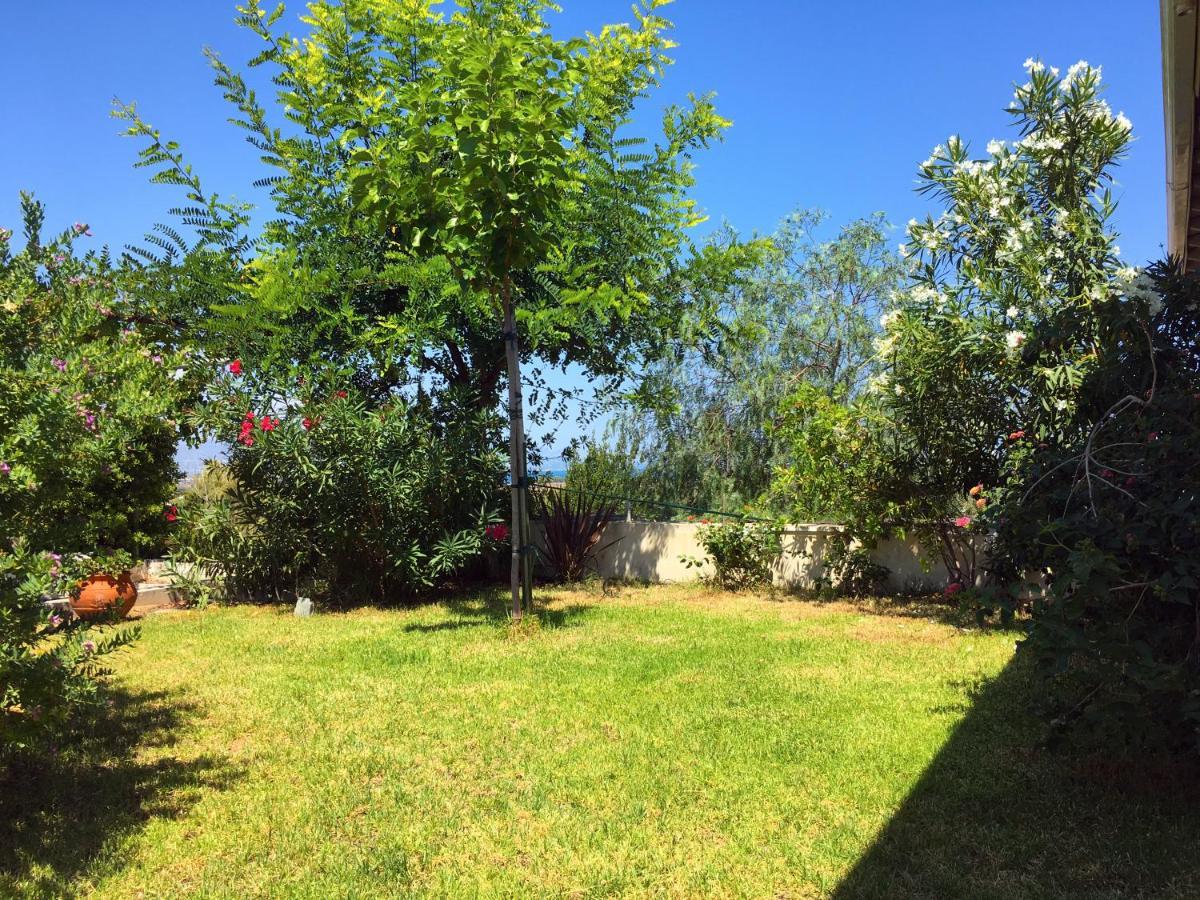 Corinthian Sun - Vacation Home מראה חיצוני תמונה