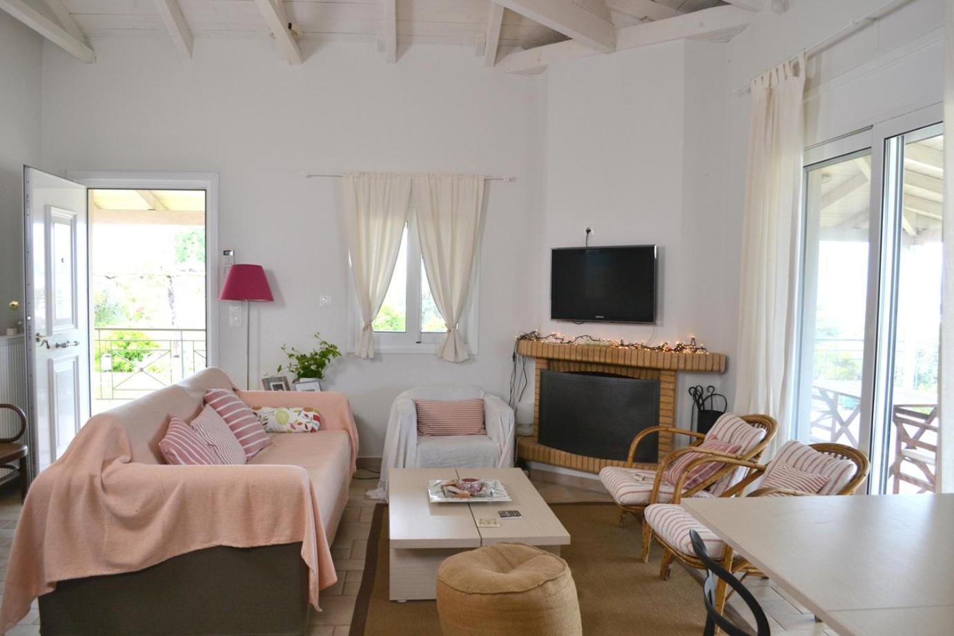 Corinthian Sun - Vacation Home מראה חיצוני תמונה